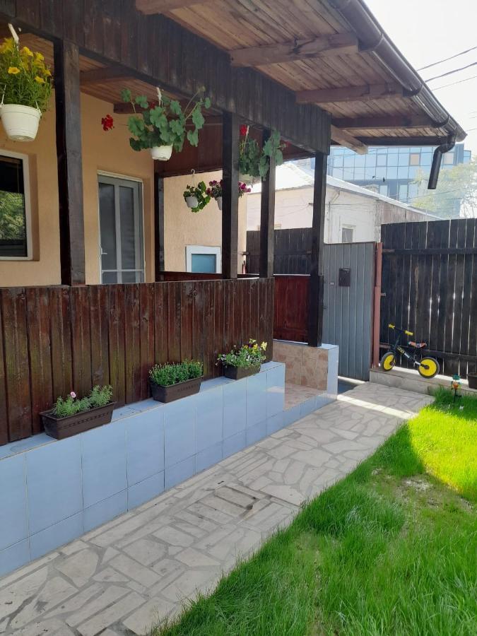 Central City House Tulcea Exteriör bild